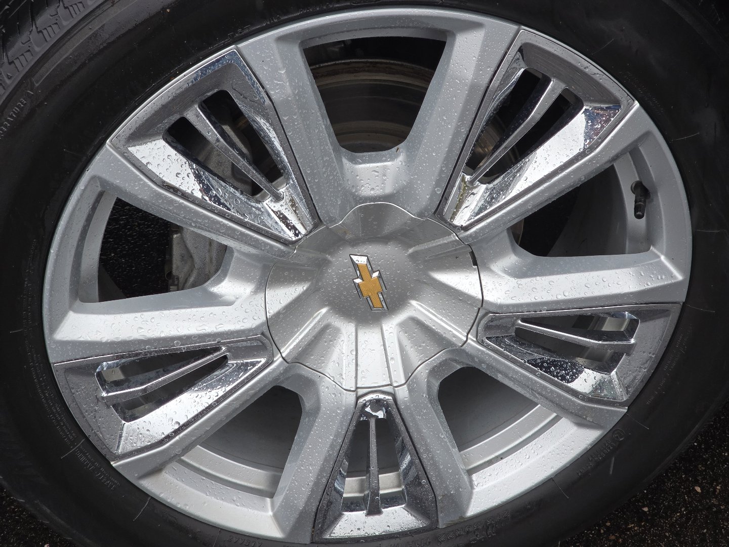 Certified 2022 Chevrolet Tahoe High Country w/ Premium Package image 30