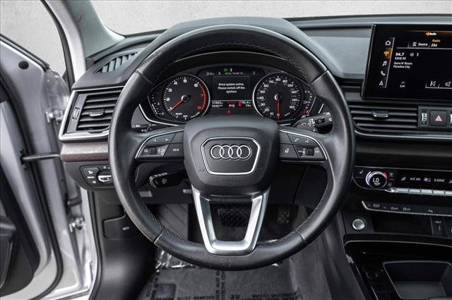 Used 2022 Audi Q5 2.0T Premium w/ Convenience Package AWD/4WD image 13
