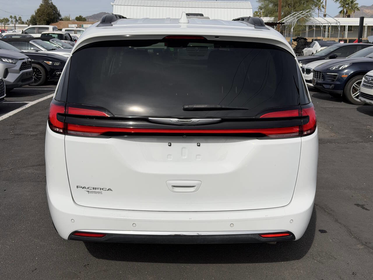 Used 2021 Chrysler Pacifica Touring image 7