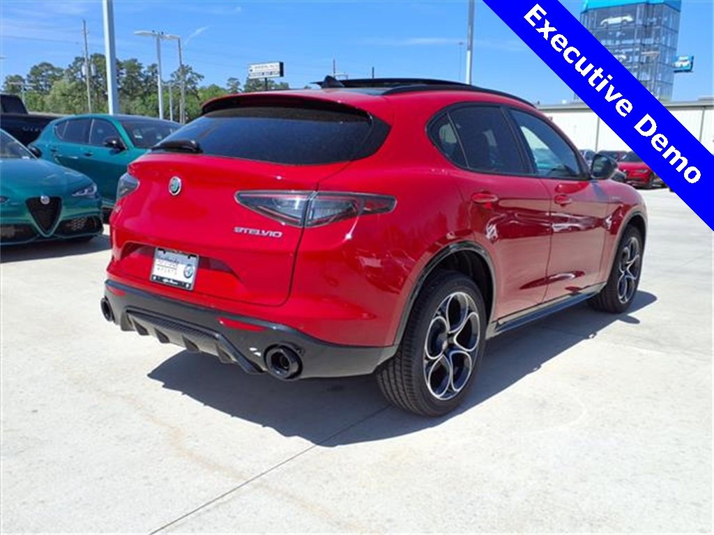 New 2025 Alfa Romeo Stelvio Sprint w/ Veloce Package image 8