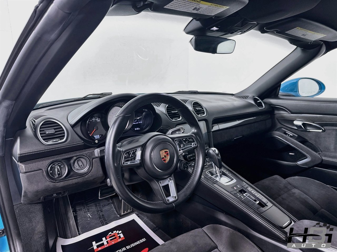 Used 2018 Porsche 718 Boxster GTS w/ GTS Interior Package RWD image 9