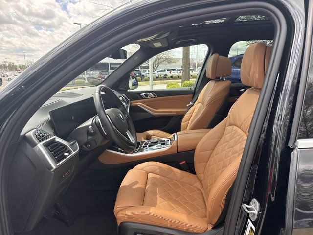 Certified 2024 BMW X5 xDrive50e w/ Premium Package image 10