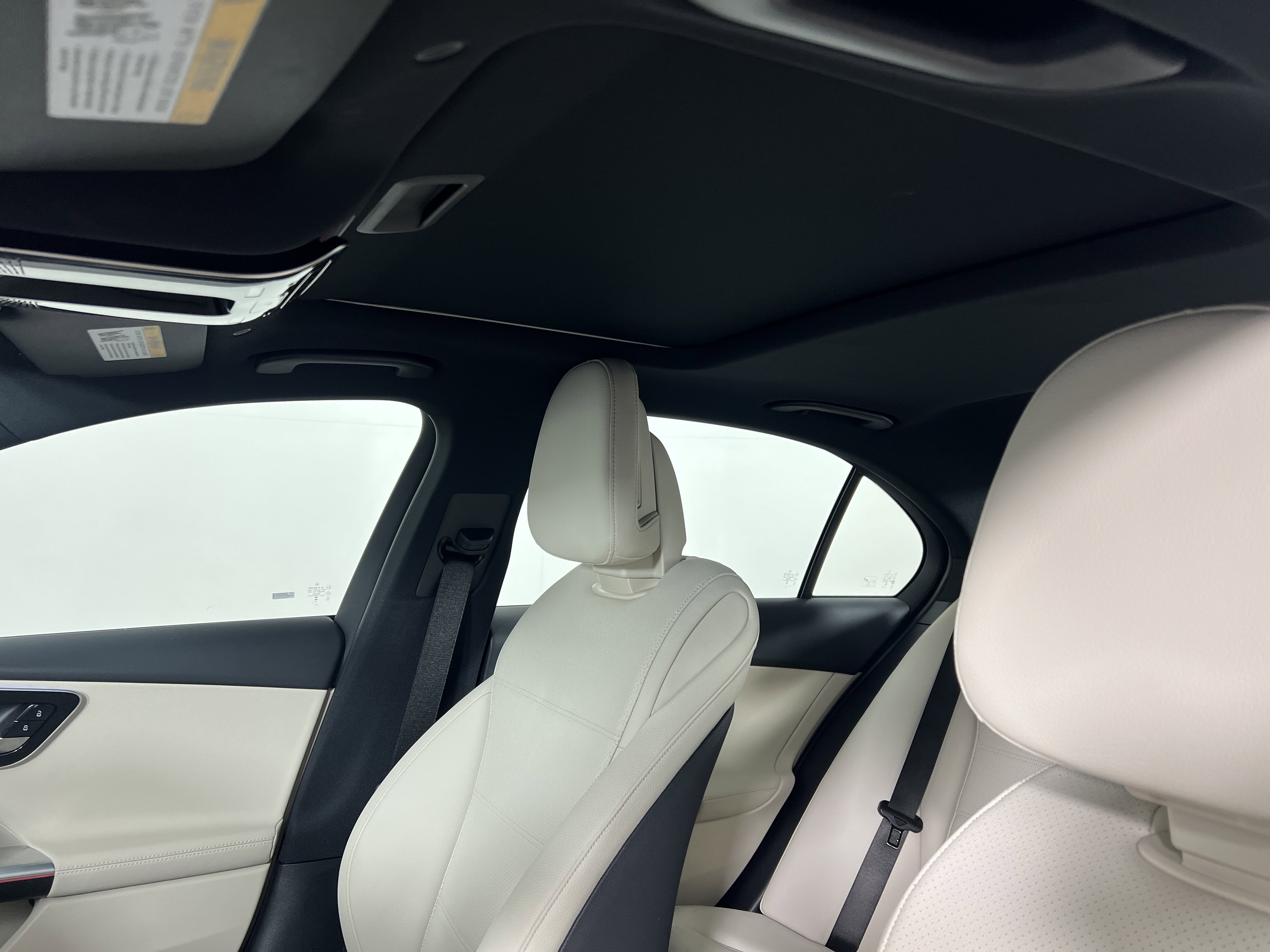 Certified 2025 Mercedes-Benz C 300 4MATIC Sedan image 18