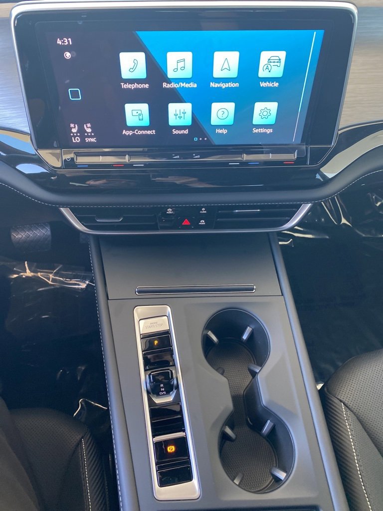 New 2025 Volkswagen Atlas Cross Sport SE image 14