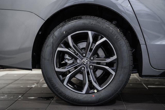New 2026 Toyota Sienna Platinum AWD/4WD image 17