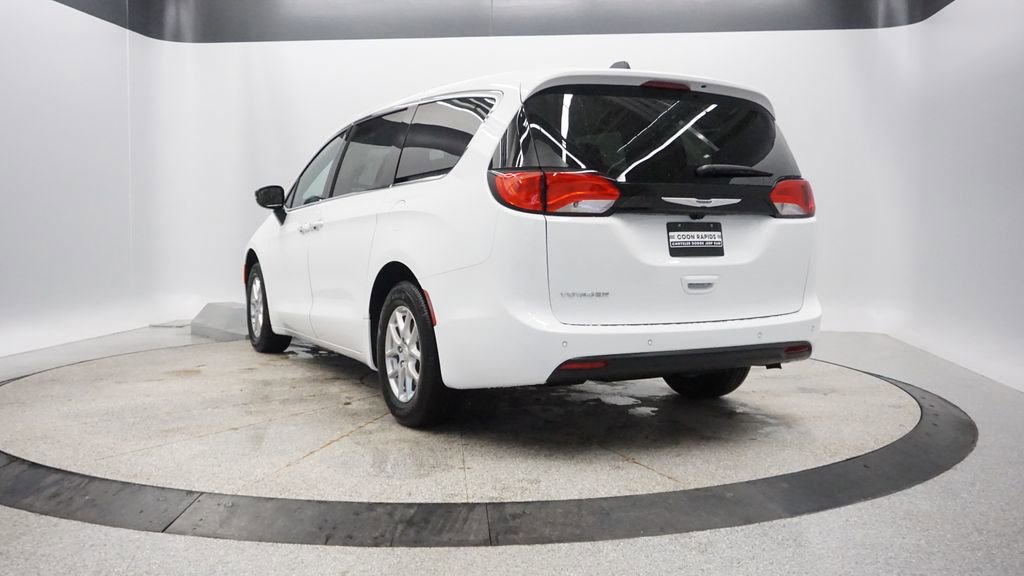 New 2026 Chrysler Voyager LX FWD image 6