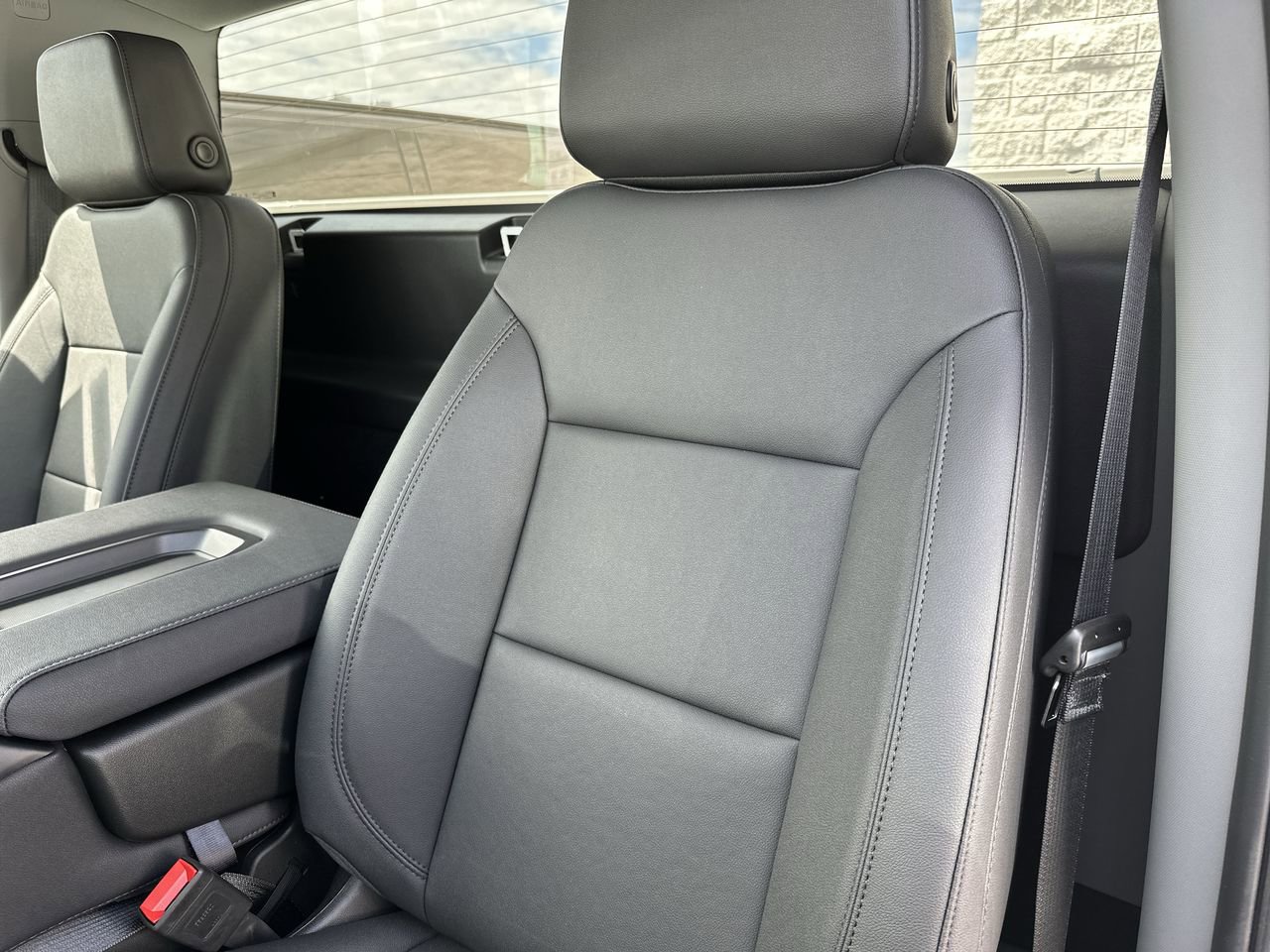 New 2025 GMC Sierra 2500 Pro w/ Convenience Package image 11