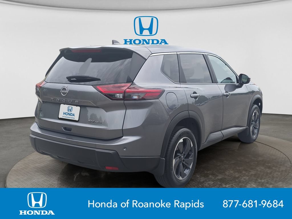 Used 2024 Nissan Rogue SV AWD/4WD image 5