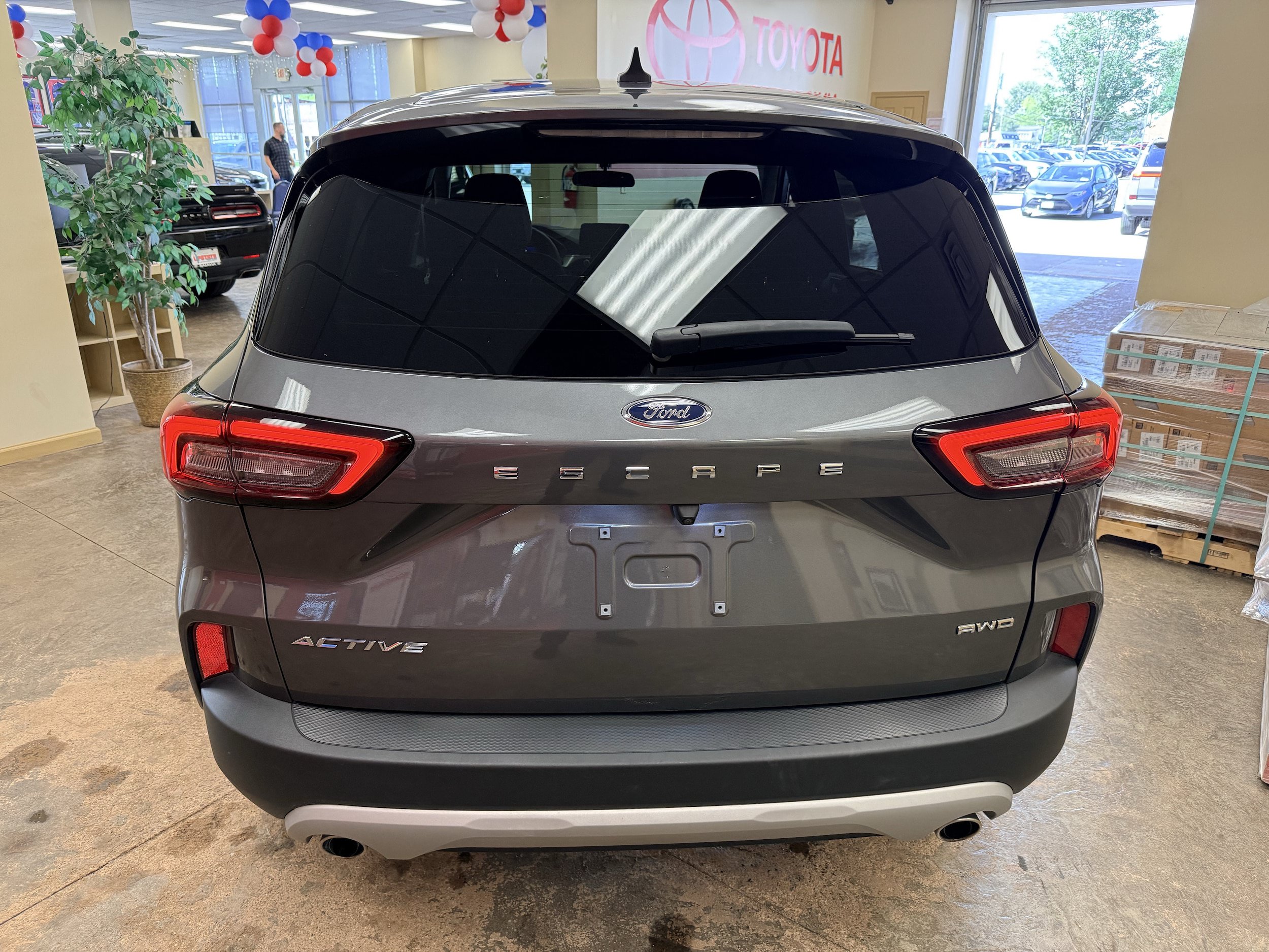 Used 2024 Ford Escape Active AWD/4WD image 14
