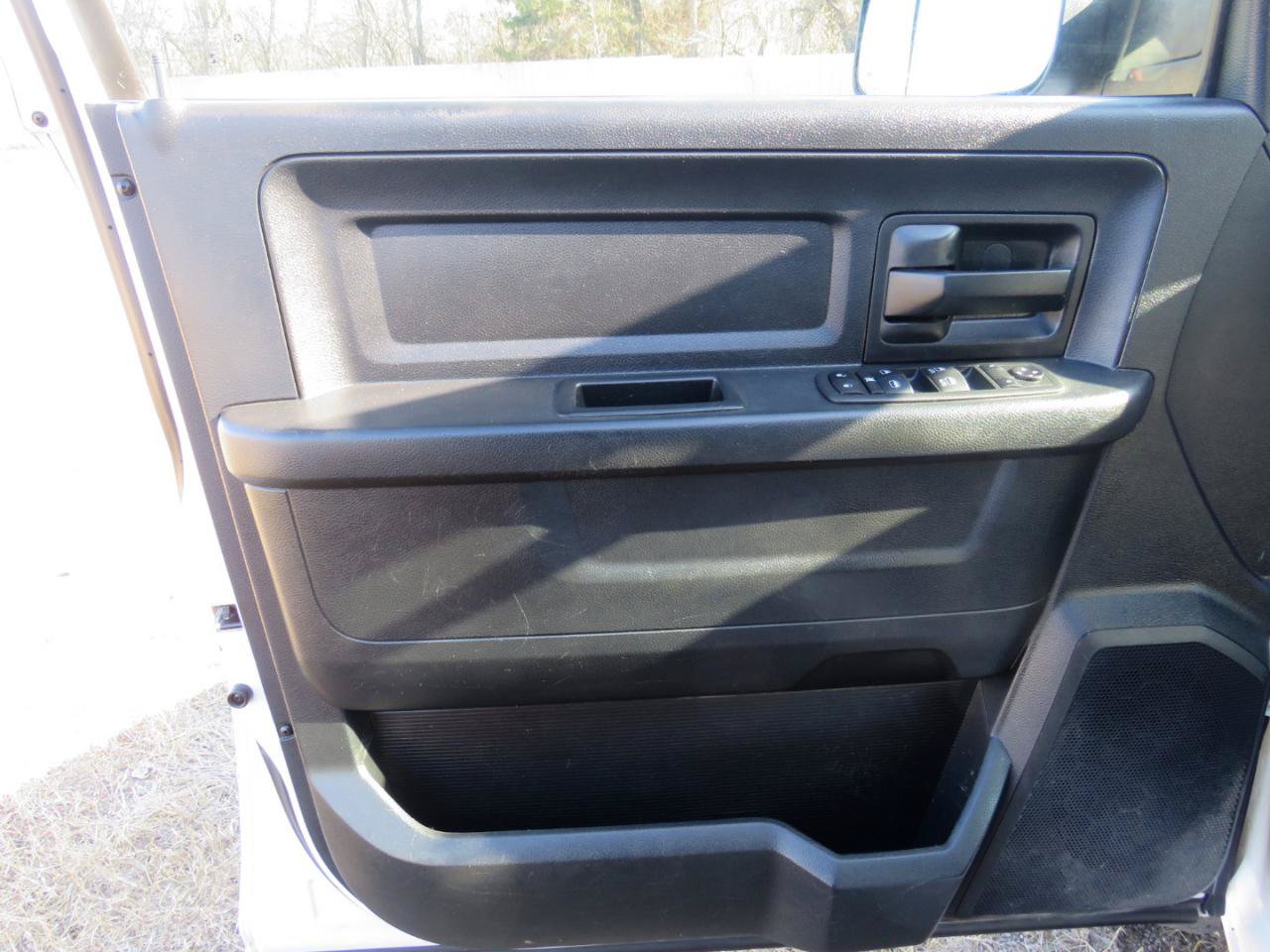 Used 2014 RAM 2500 Tradesman w/ Cold Weather Group RWD image 9