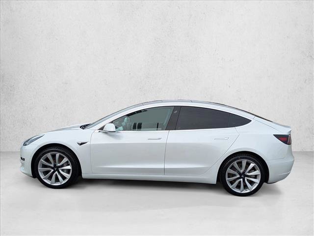 Used 2020 Tesla Model 3 Standard Range Plus image 9