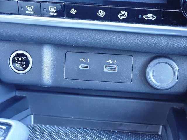 Certified 2023 Nissan Rogue SV image 25