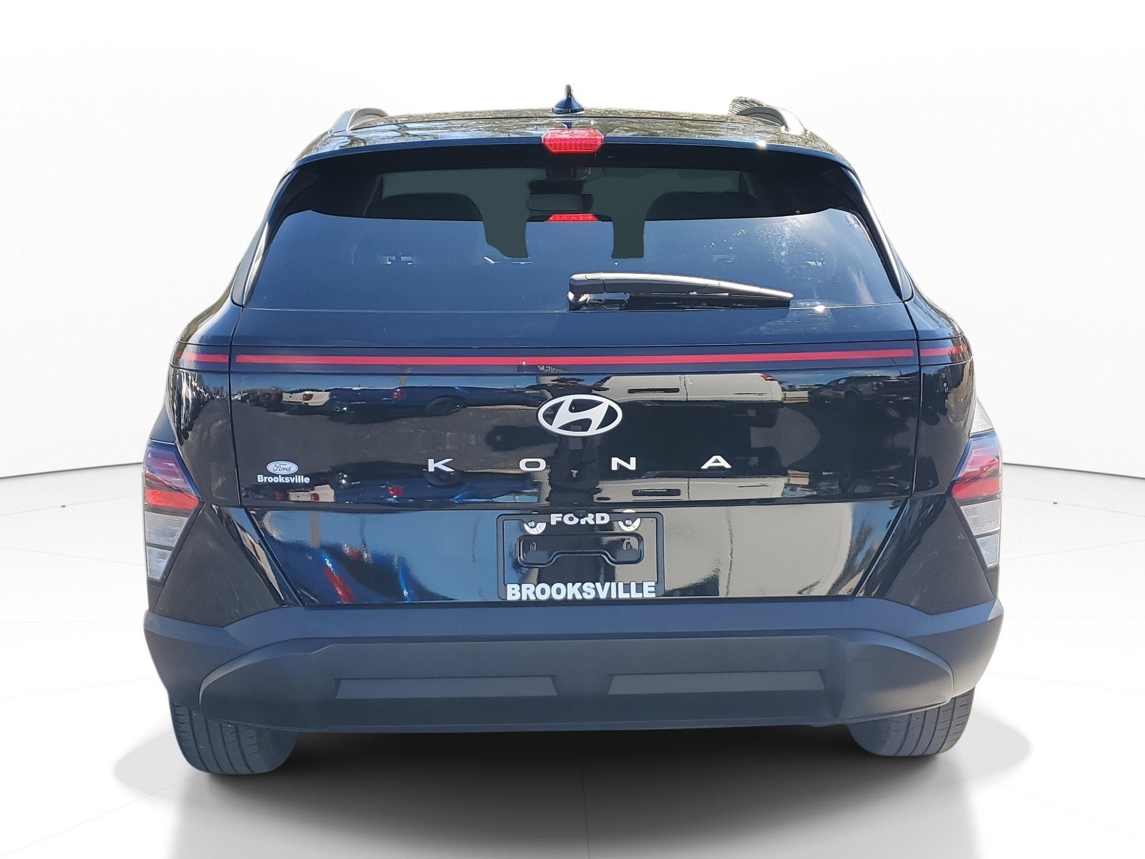 Used 2025 Hyundai Kona SEL image 5