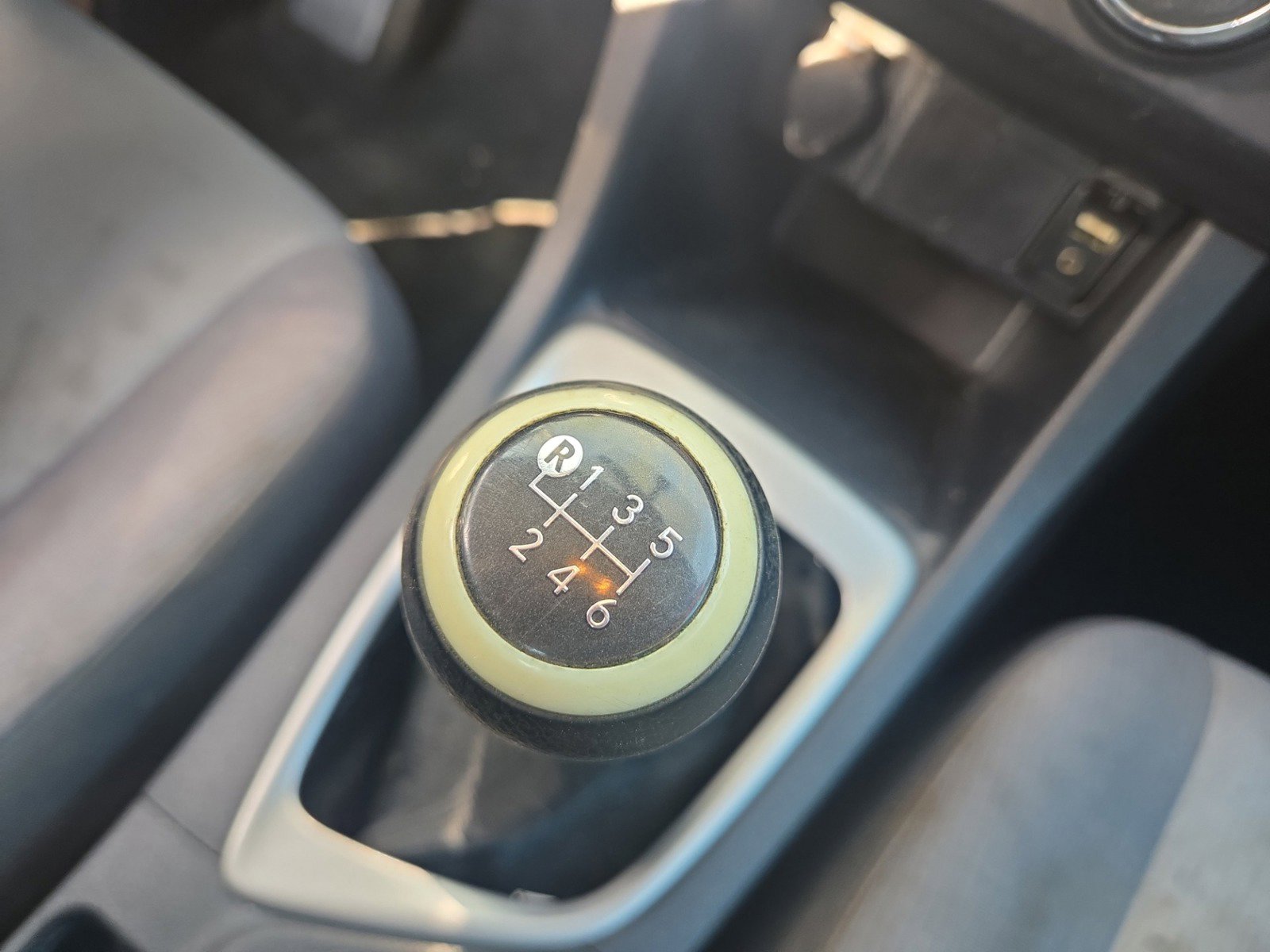 Used 2016 Toyota Corolla L image 21