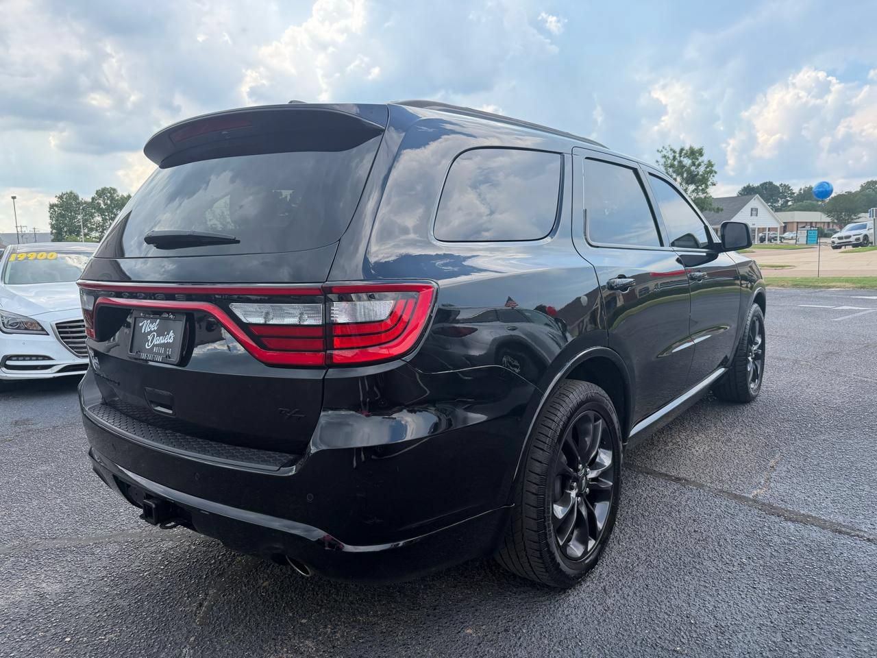 Used 2023 Dodge Durango R/T RWD image 5