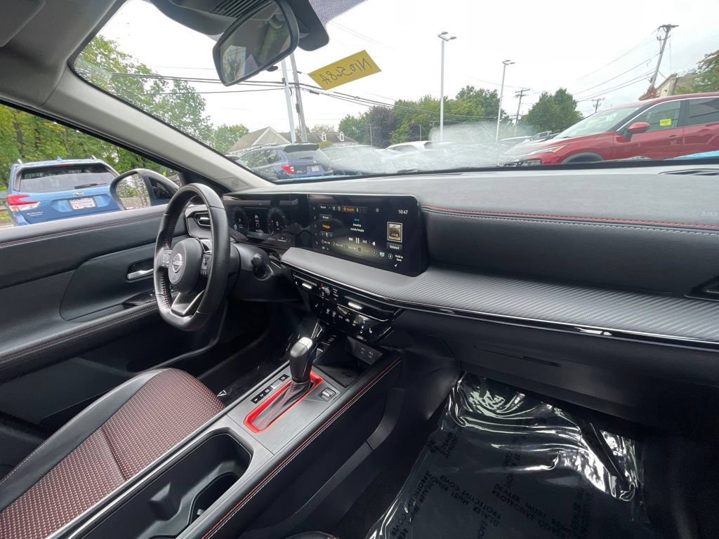 Certified 2025 Nissan Kicks SR w/ SR Premium Package AWD/4WD image 13