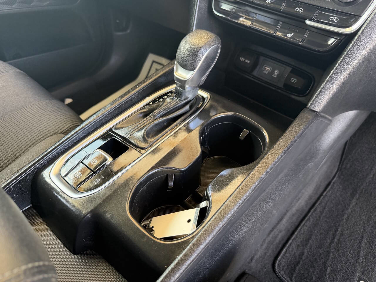 Used 2020 Hyundai Santa Fe SEL image 11