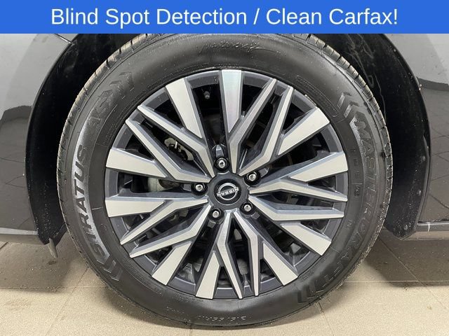 Used 2025 Nissan Altima 2.5 SV FWD image 7