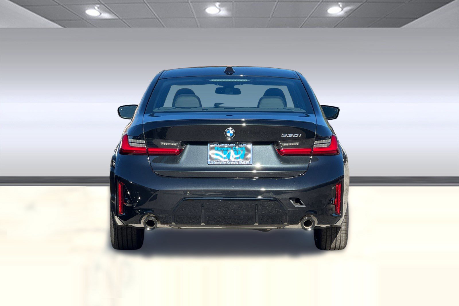 Used 2026 BMW 330i Sedan w/ M Sport Package RWD image 9