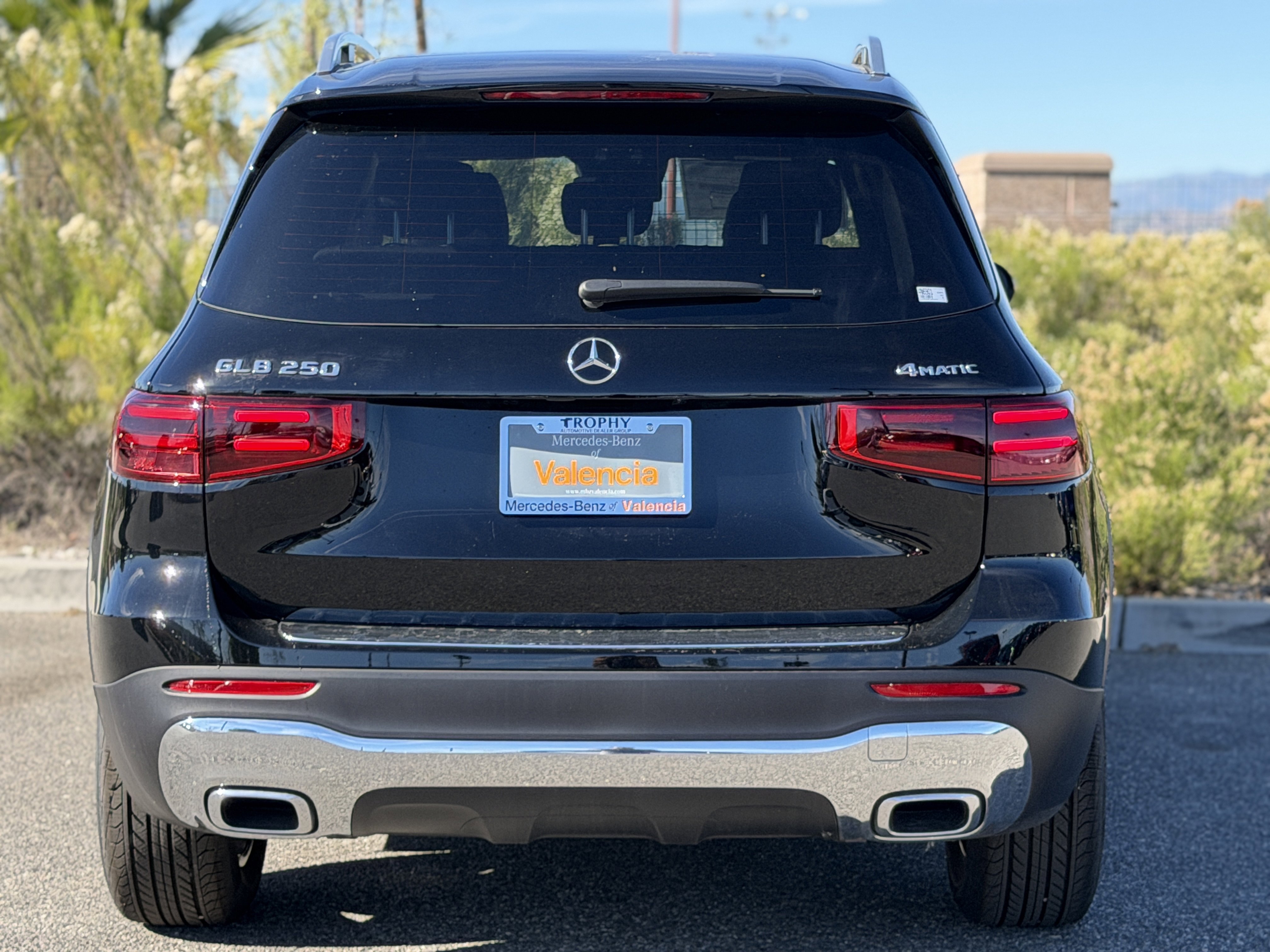 New 2026 Mercedes-Benz GLB 250 4MATIC image 9