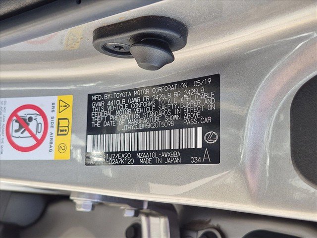 Used 2019 Lexus UX 200 w/ Accessory Package 2 FWD image 29