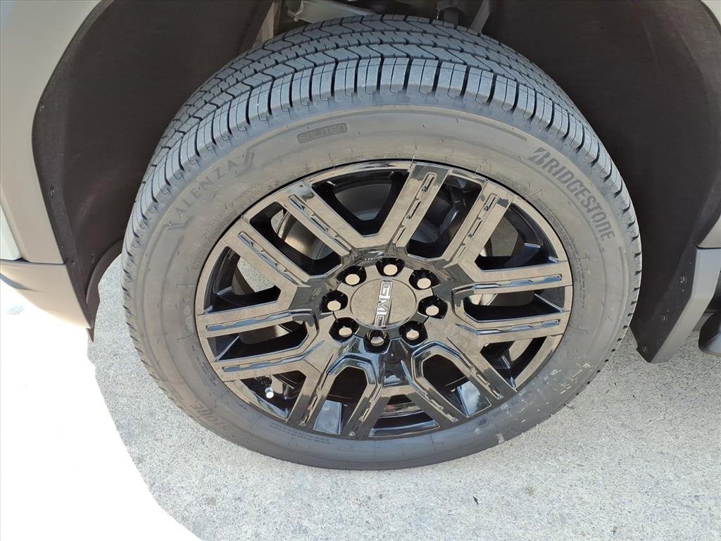 New 2026 GMC Sierra EV Elevation w/ LPO, Elevation Dark Package image 9