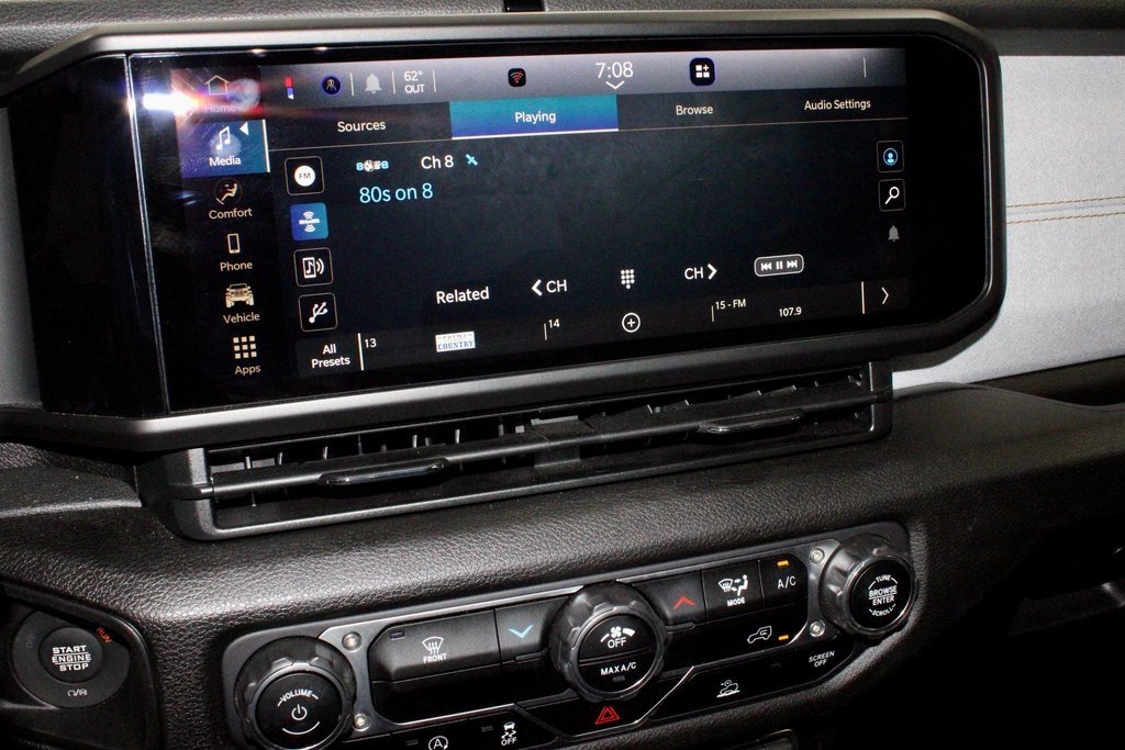 Used 2024 Jeep Gladiator Sport image 4