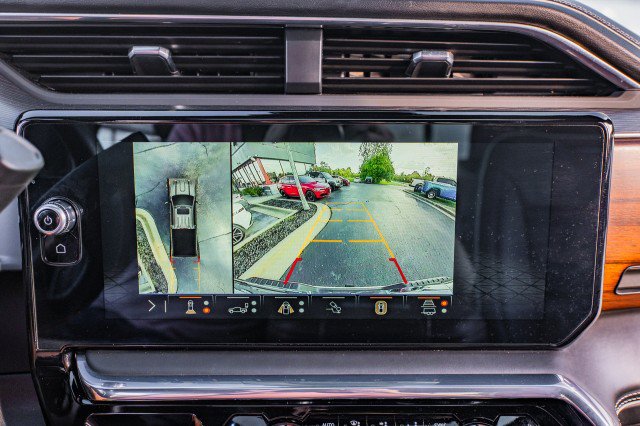 Used 2025 GMC Sierra 2500 Denali Ultimate image 27
