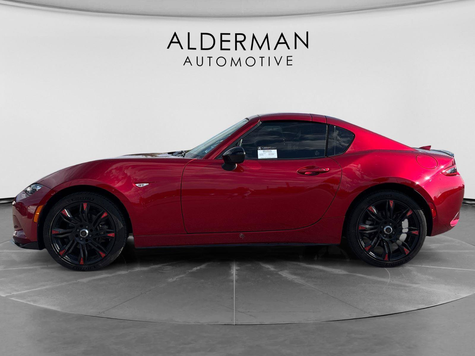 Used 2020 MAZDA MX-5 Miata RF Club RWD image 2