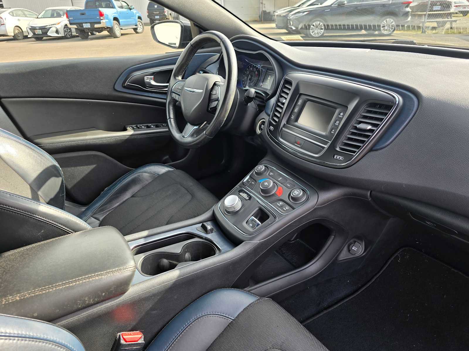 Used 2016 Chrysler 200 S image 13