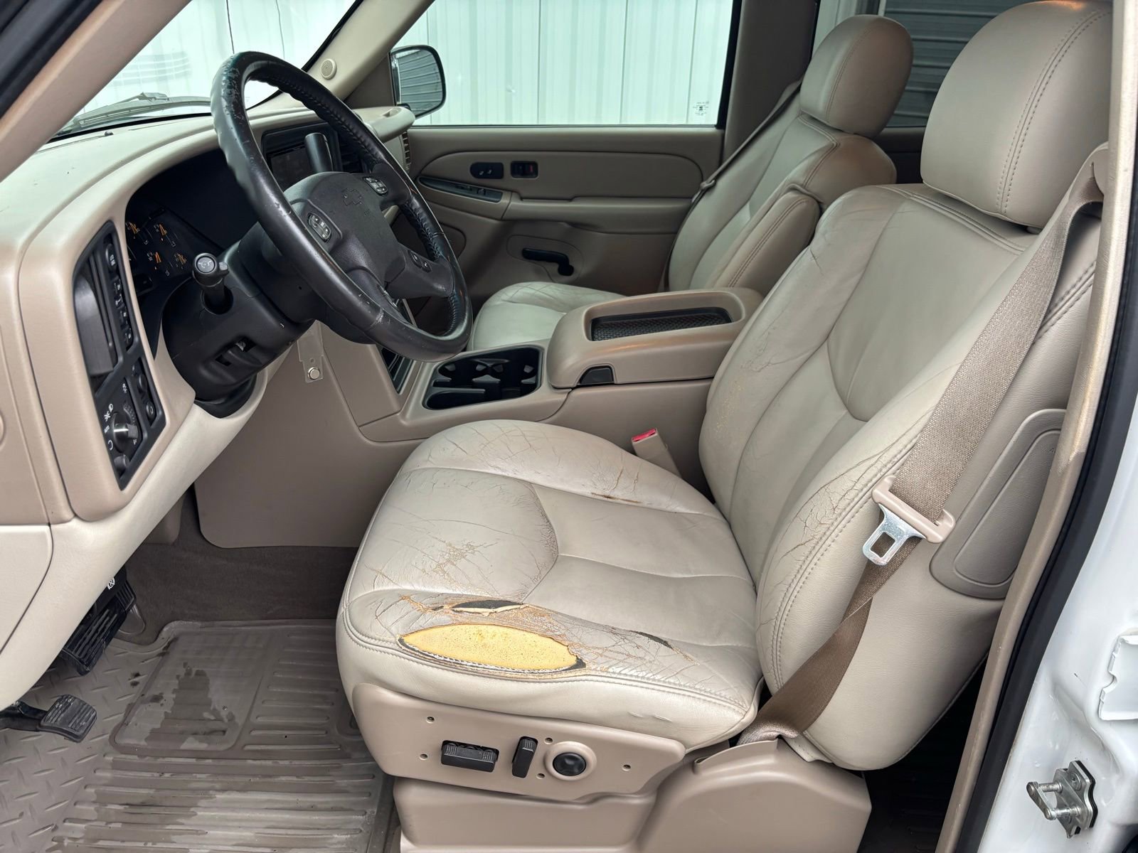 Used 2005 Chevrolet Avalanche Z71 w/ Preferred Equipment Group image 17