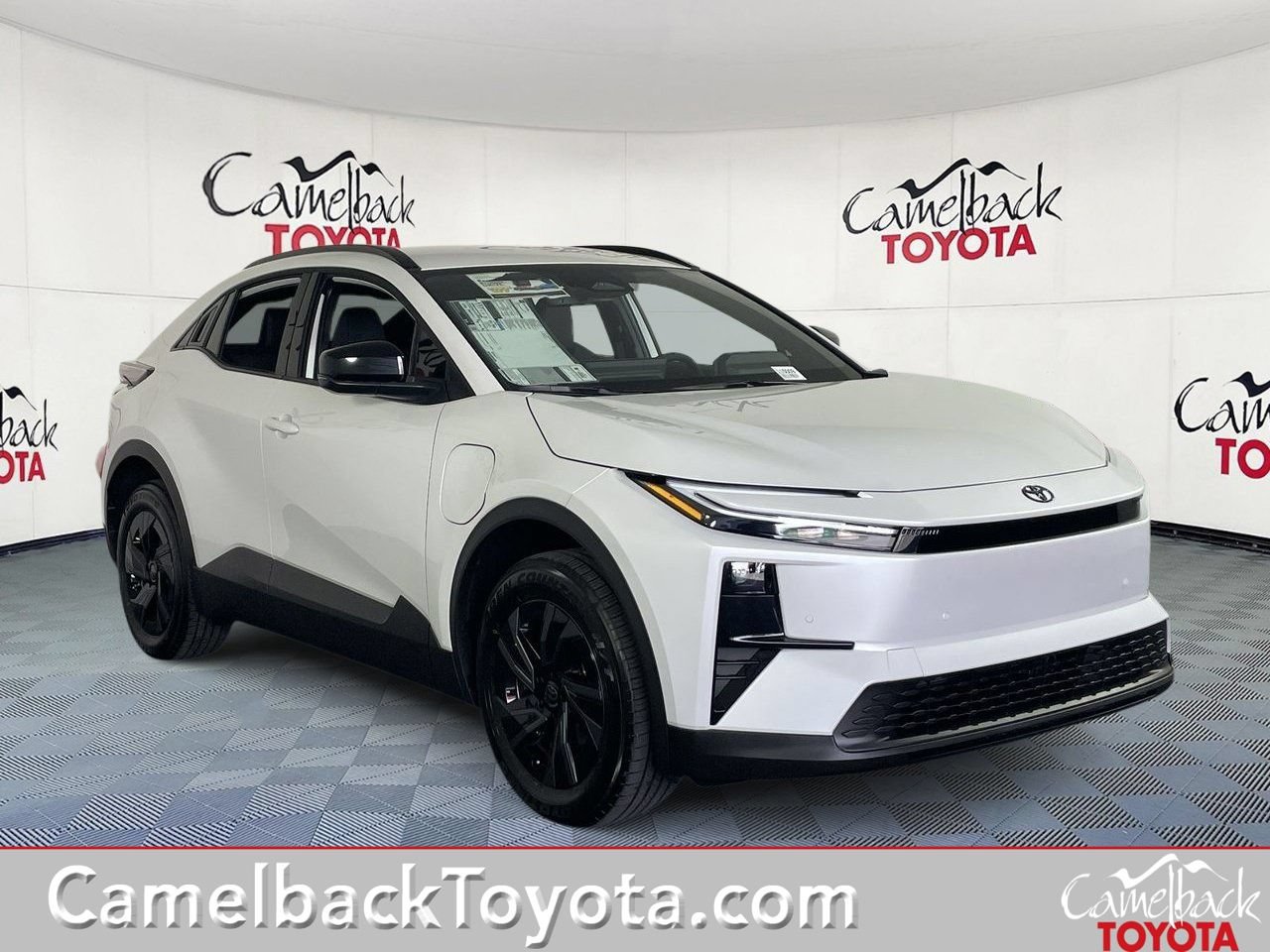 New 2026 Toyota C-HR w/ Cold Weather Package