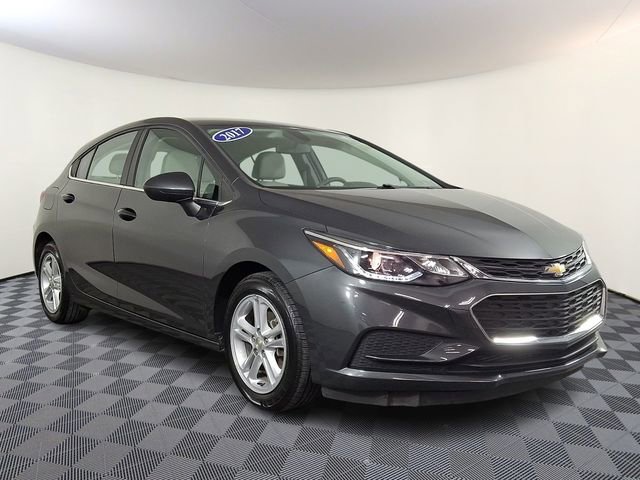 Used 2017 Chevrolet Cruze LT w/ Convenience Package FWD image 1