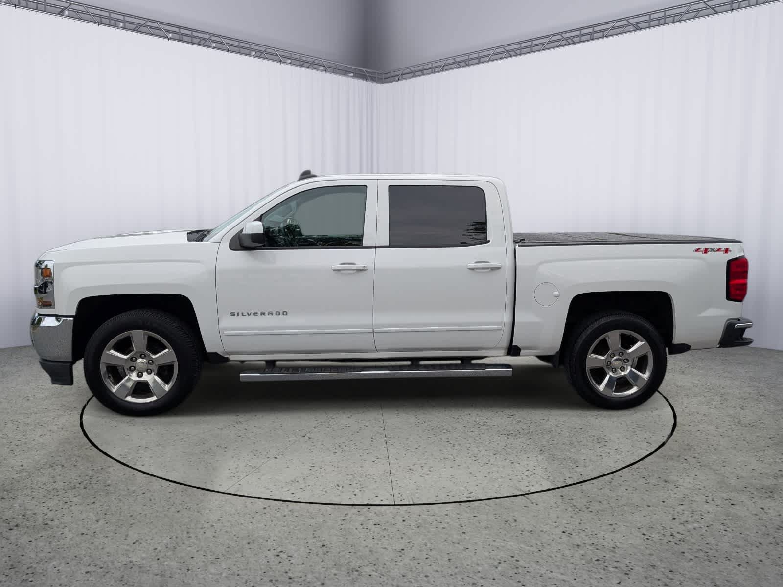 Used 2017 Chevrolet Silverado 1500 LT w/ All Star Edition AWD/4WD image 5