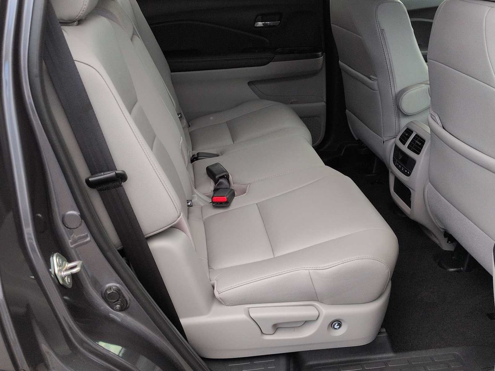 Used 2019 Honda Pilot EX-L image 22