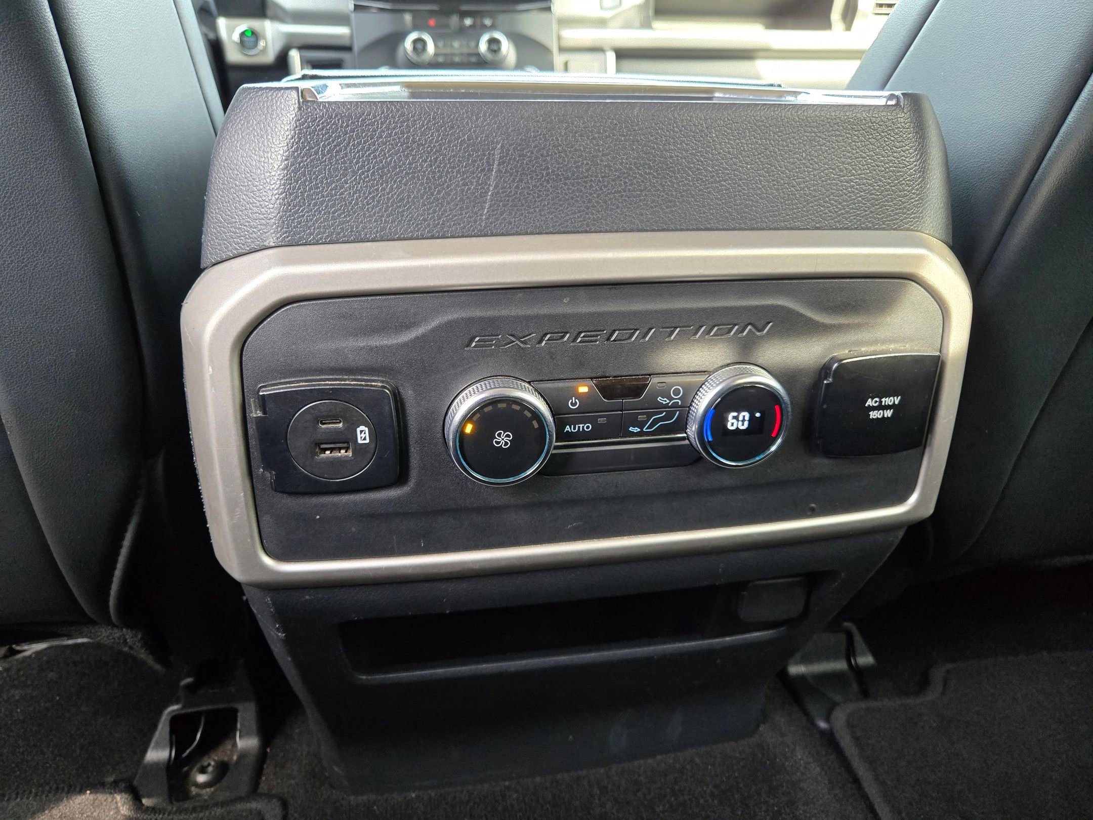 Used 2023 Ford Expedition Max XLT image 36