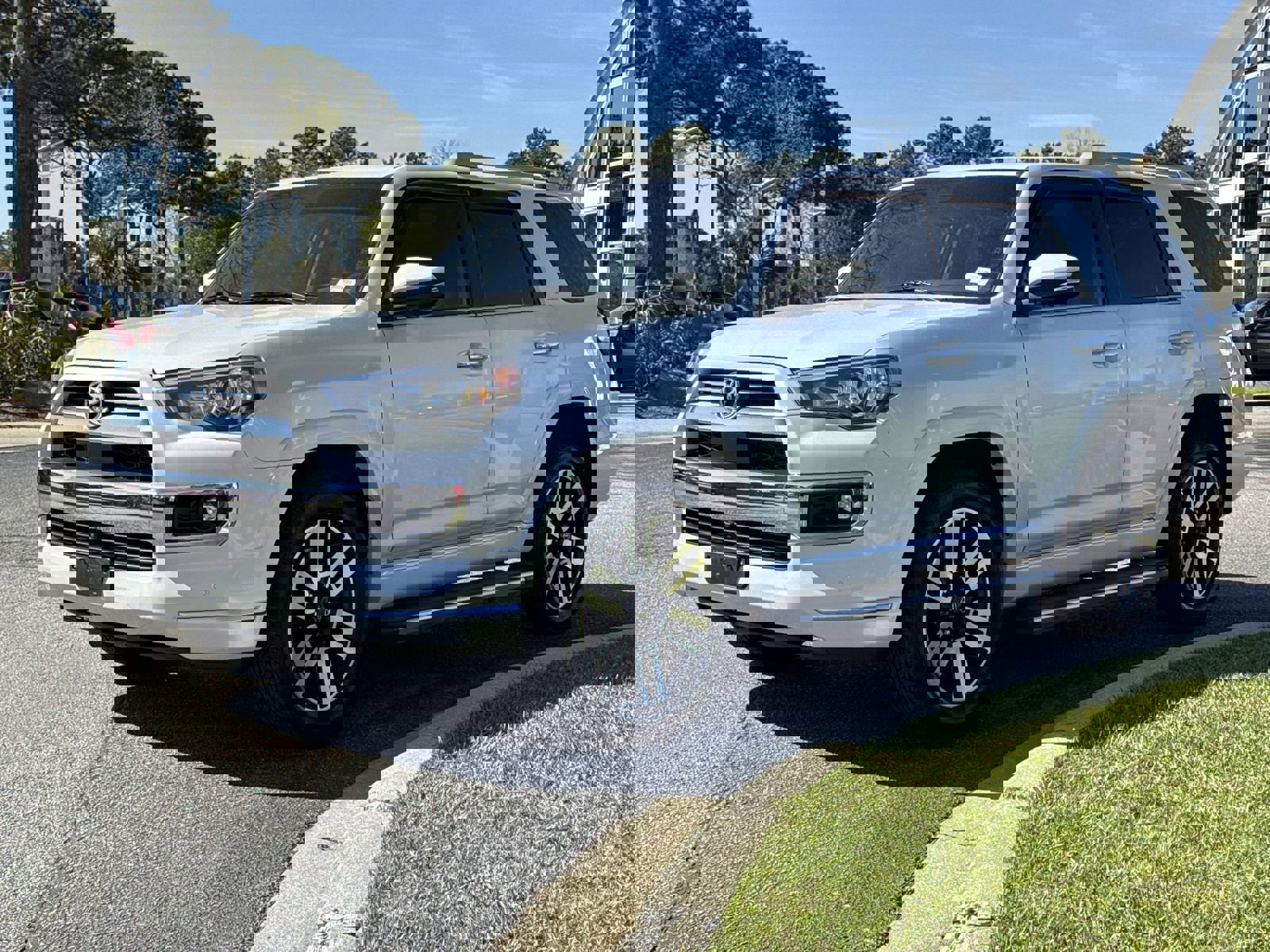 Used 2024 Toyota 4Runner Limited image 5