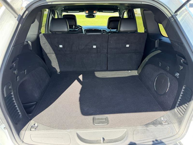 Used 2019 Jeep Grand Cherokee Laredo w/ Laredo X Package image 7