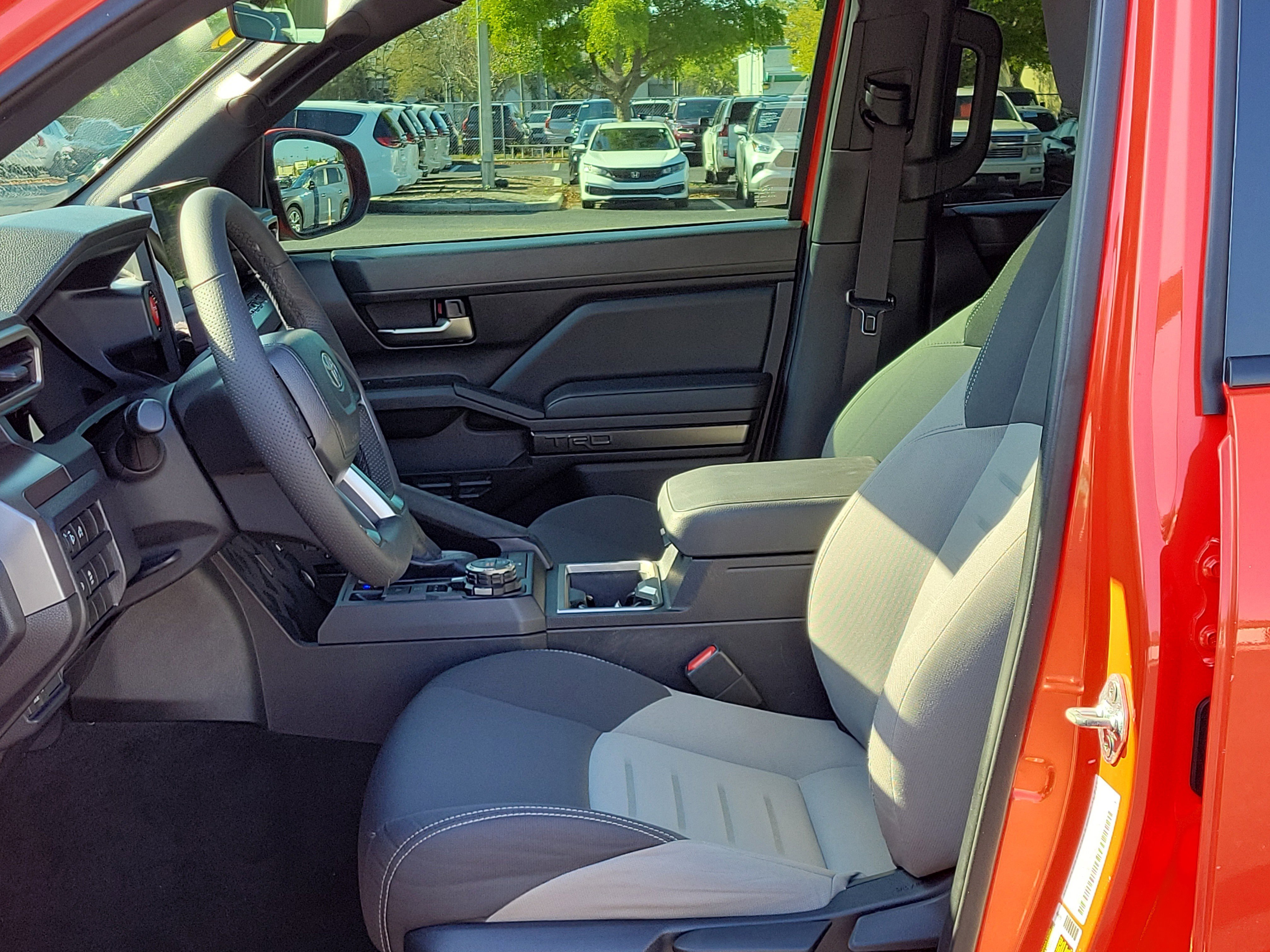 Used 2024 Toyota Tacoma TRD Off-Road image 21