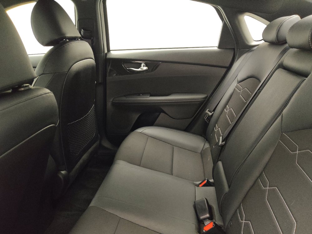 Used 2023 Kia Forte GT-Line w/ GT-Line Technology Package image 18