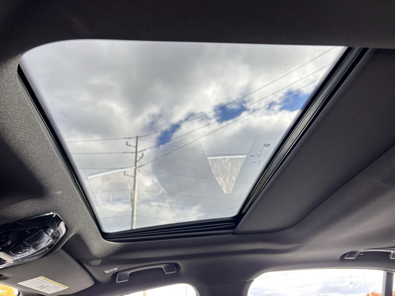 Used 2025 BMW 530i xDrive image 6