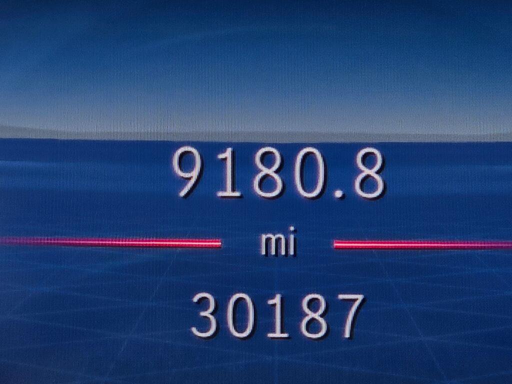 Used 2024 Mercedes-Benz GLE 350 4MATIC w/ Driver Assistance Package image 87