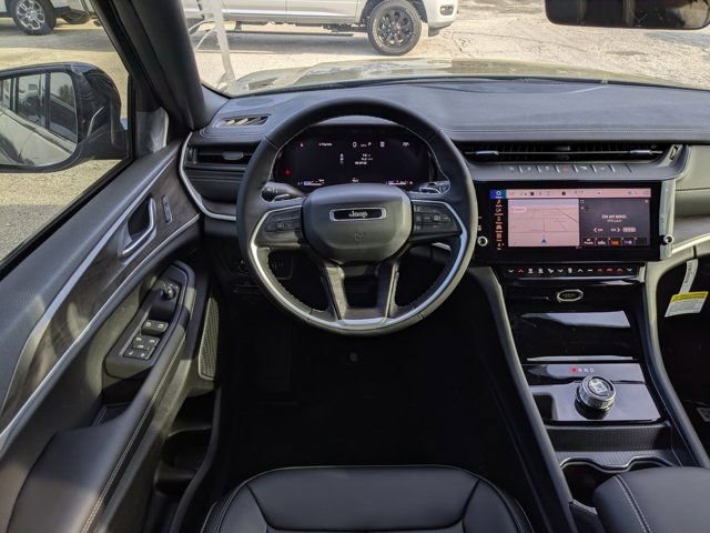 New 2026 Jeep Grand Cherokee Limited w/ Limited Altitude Package image 17