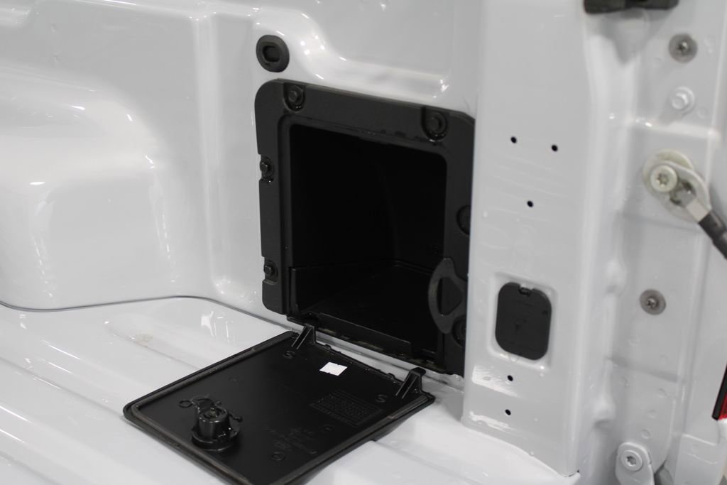 New 2025 Ford Maverick XLT image 18