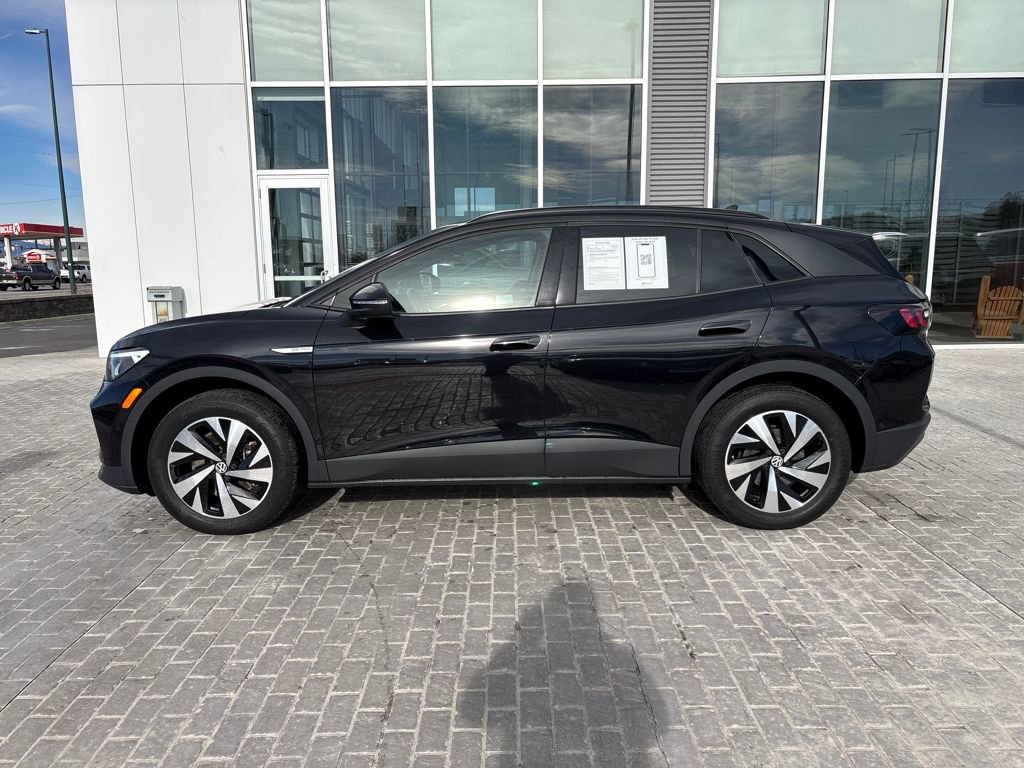 Certified 2023 Volkswagen ID.4 Pro image 3