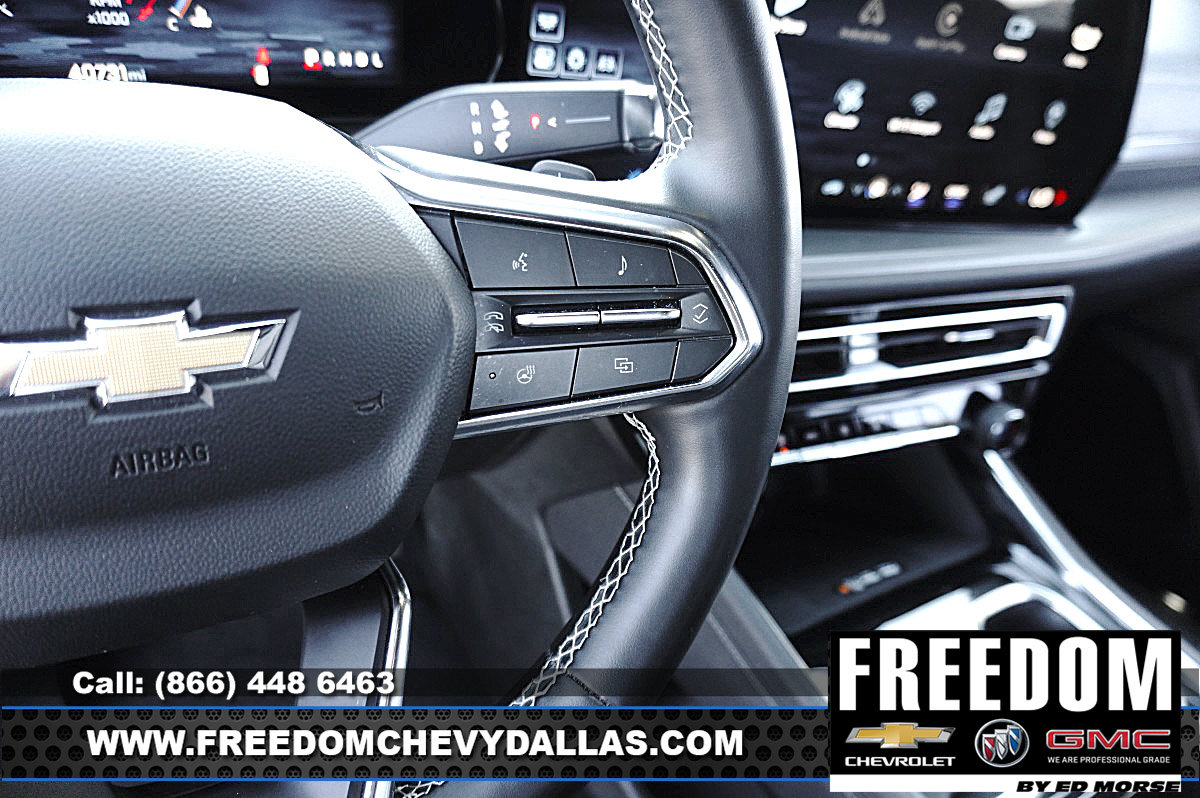 Certified 2025 Chevrolet Traverse LT FWD image 22