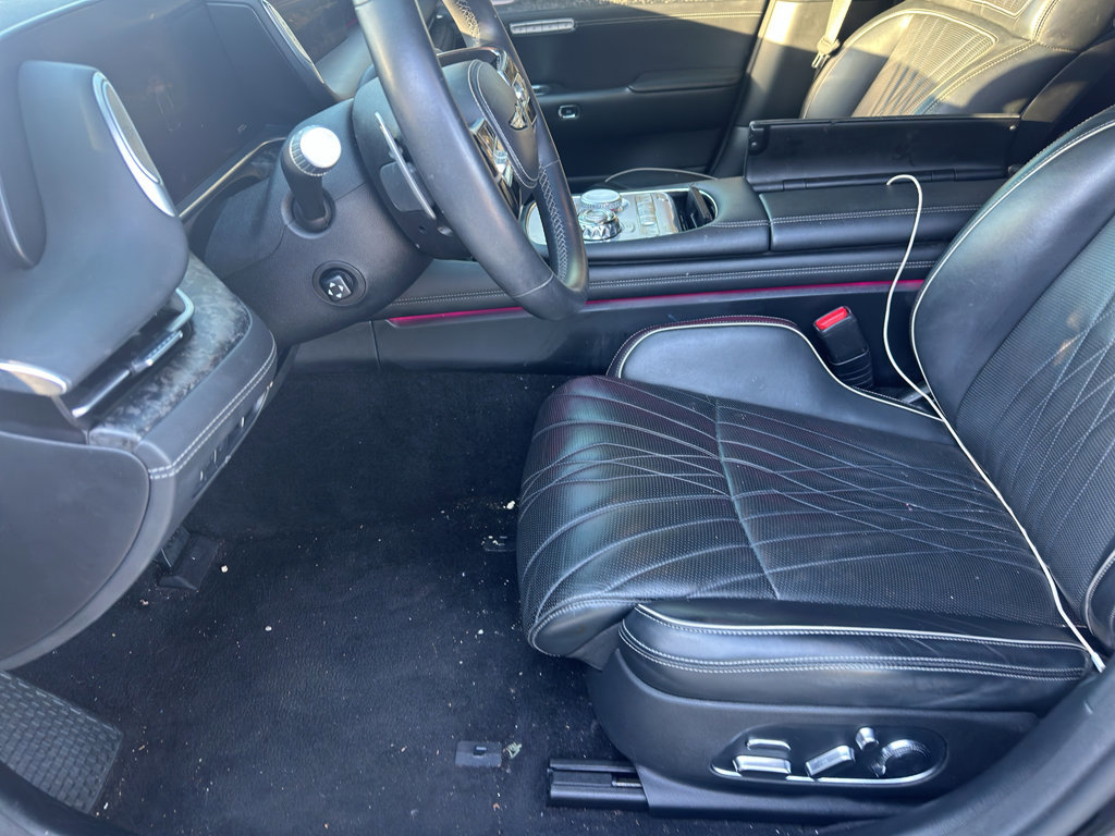 Certified 2023 Genesis G90 3.5T image 4