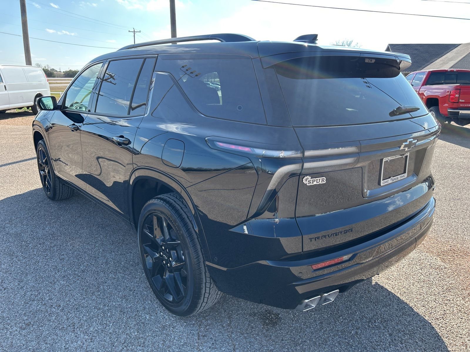 New 2026 Chevrolet Traverse RS w/ LPO, Floor Liner Package image 3