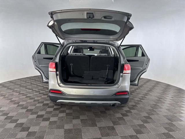 Used 2016 Kia Sorento EX image 17