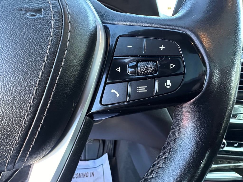 Used 2020 BMW 530i xDrive w/ Premium Package image 30